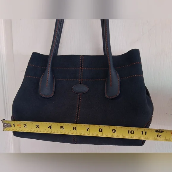 Tod's Navy Suede Shoulder Bag with Contrast Stitching - Picture 3 of 9